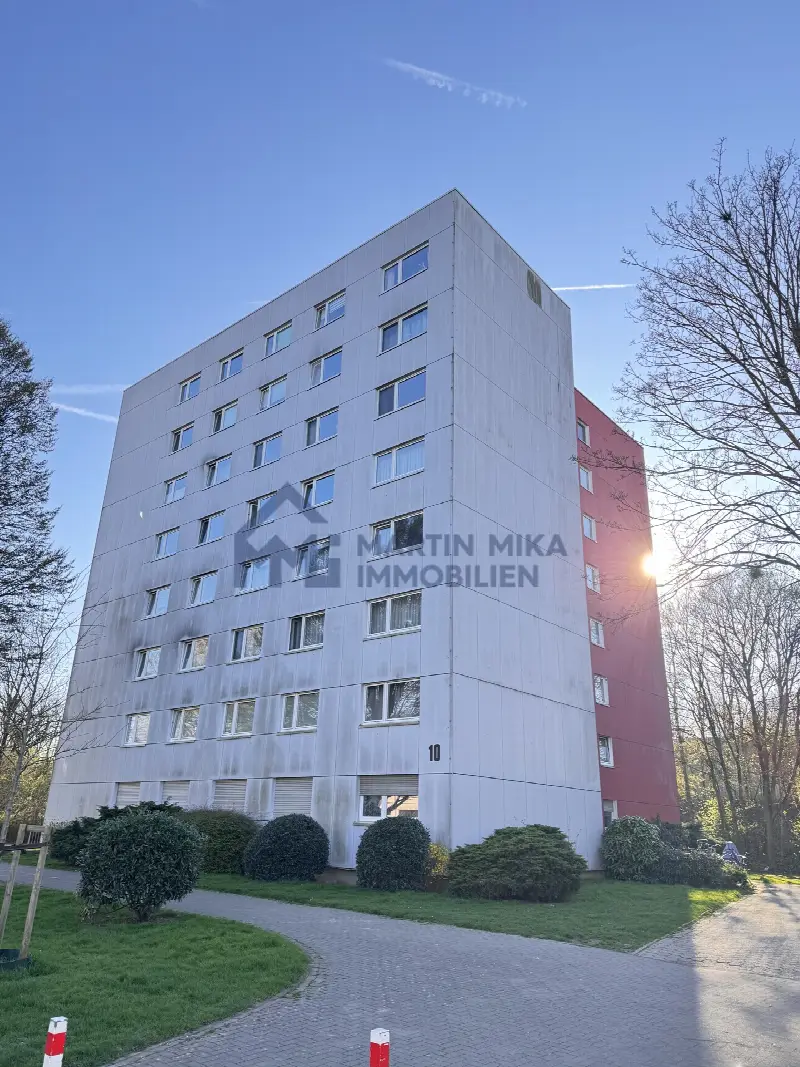 Hausansicht - Etagenwohnung in Krefeld