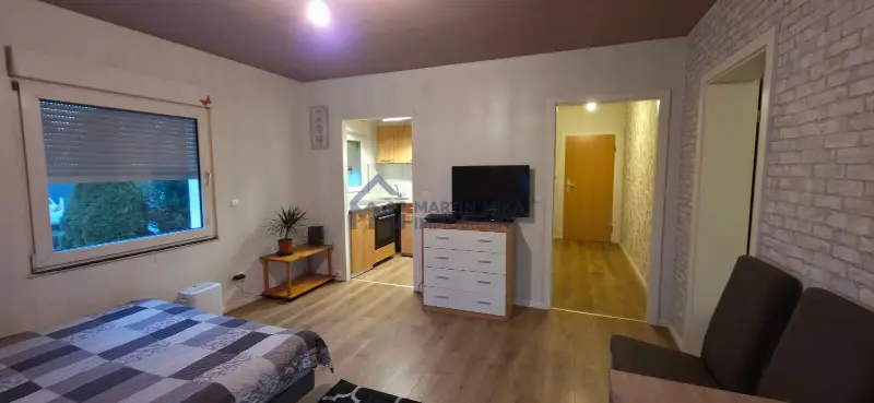 Wohnung B - Wohnzimmer - Erdgeschosswohnung in Troisdorf