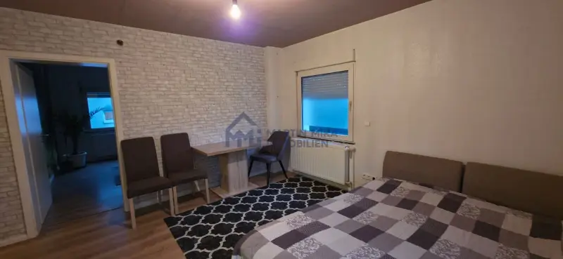 Wohnung B - Wohnzimmer - Erdgeschosswohnung in Troisdorf