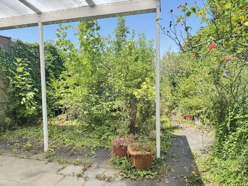 Überdachte Terrasse - Doppelhaushälfte in Kerpen / Blatzheim