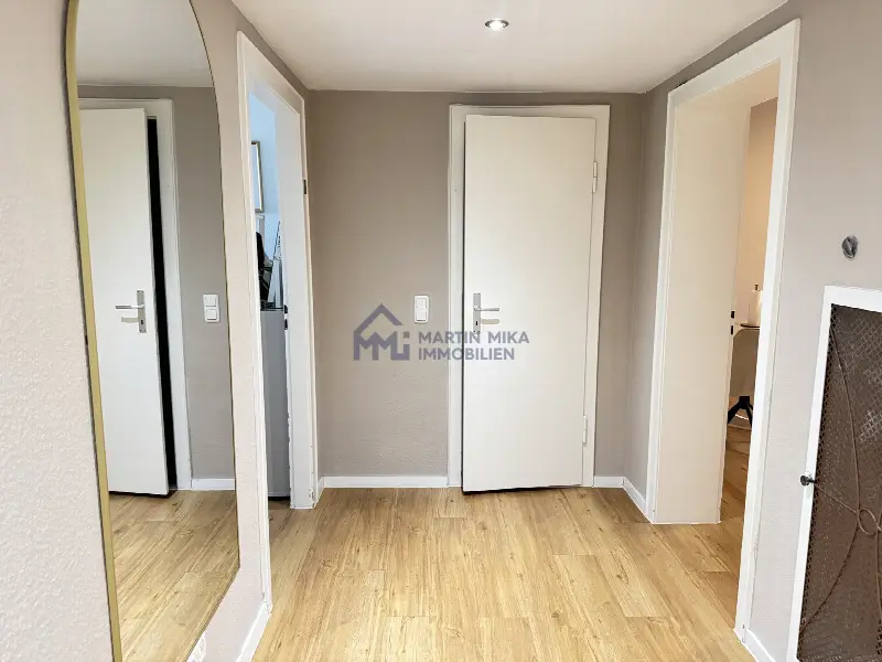 Flur Bahlenstraße 150 Martin Mika Immobilien - Etagenwohnung in Düsseldorf