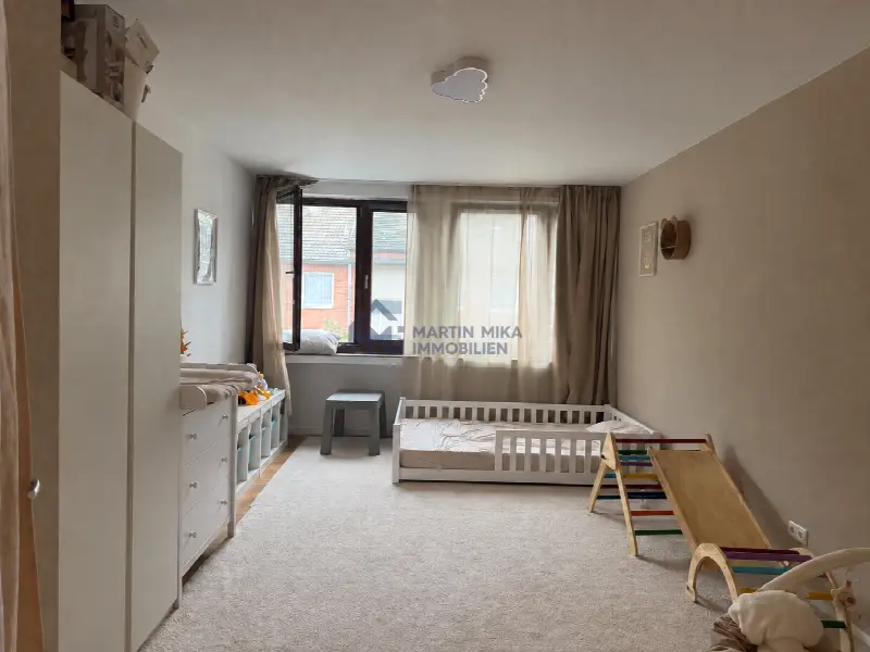 Kinderzimmer Bahlenstraße 150 Martin Mika Immobilien - Etagenwohnung in Düsseldorf